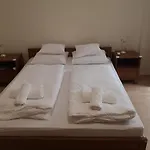 Atlantika Apartment *